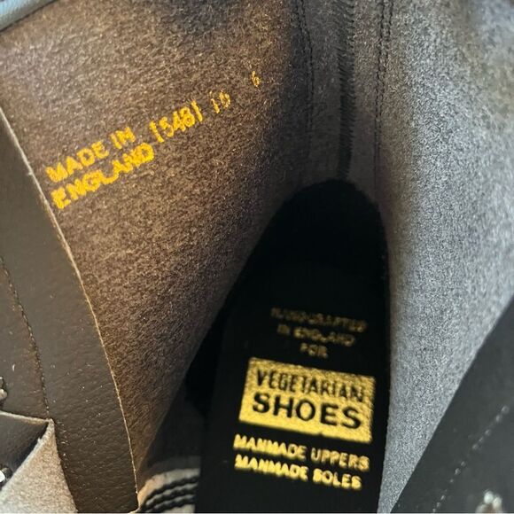 Vegetarian Shoes Boulder Boots w/Airseal Town Sole NWOB Womens Black Size 8 - Picture 10 of 10